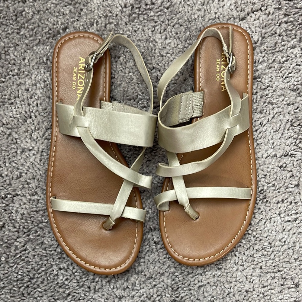Barely worn summer sandals Size 7 Light gold